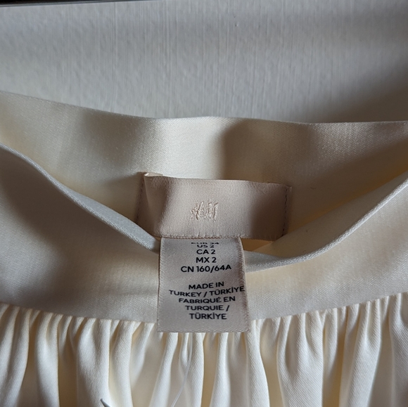 H and M midi skirt - Picture 7 of 7